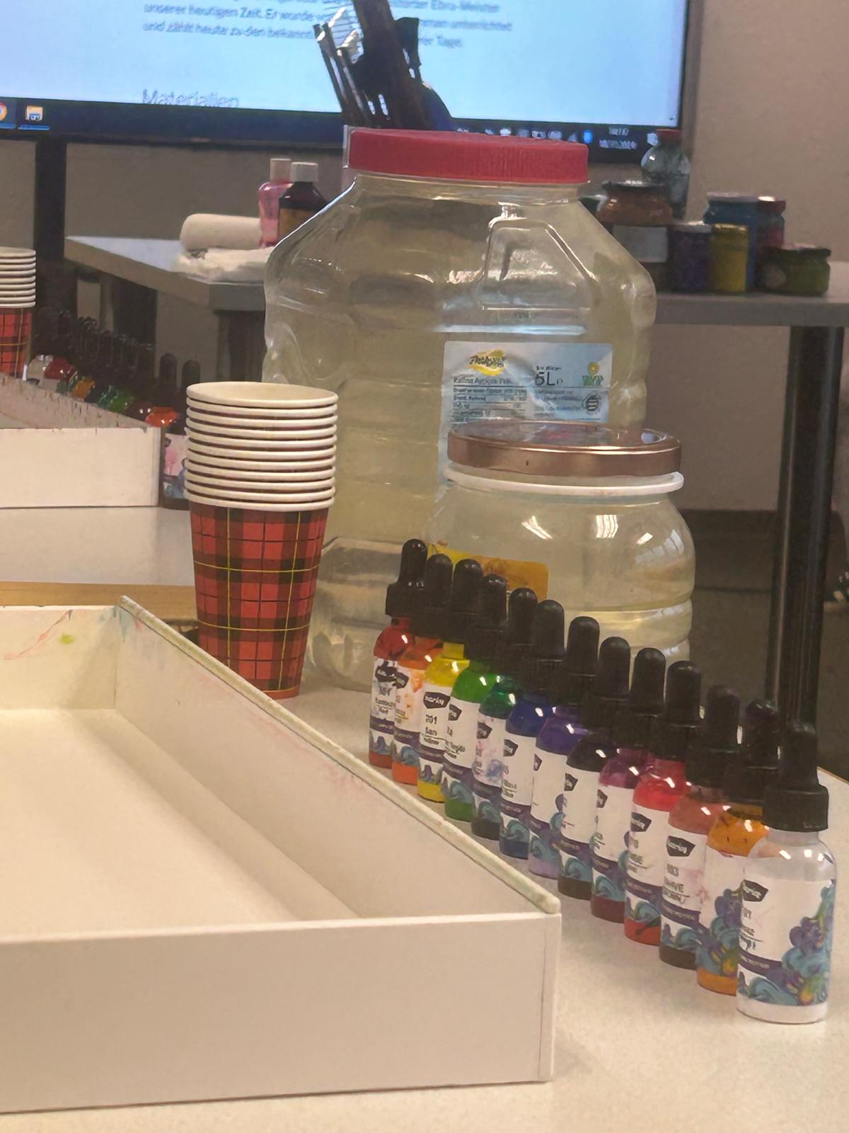 Ich lerne die Kunst des Ebru gemeinsam mit meiner MutterWhatsApp Image 2026-01-28 at 20.55.07